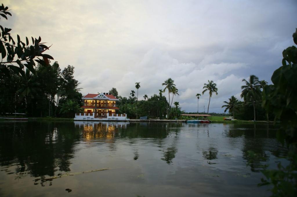 Mango Kerala Homes Kumarakom Ngoại thất bức ảnh